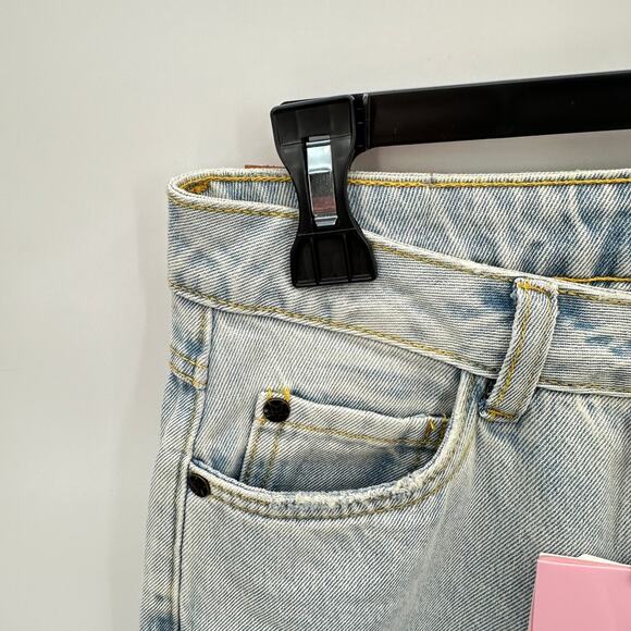 AVEC LES FILLES Relaxed Fit Slit Raw Hem Jeans // 26 - Picture 5 of 12